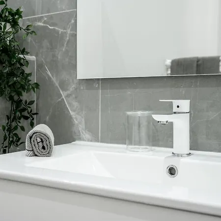 37 Massena - Magnifique 3p Moderne - Zone Pietonne - Climatise