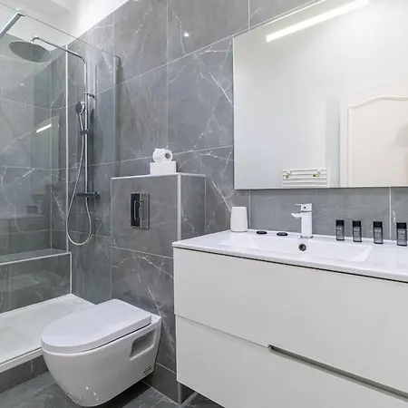37 Massena - Magnifique 3p Moderne - Zone Pietonne - Climatise